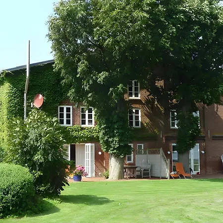 Haus Muehlenhof 2 Apartment Hillgroven